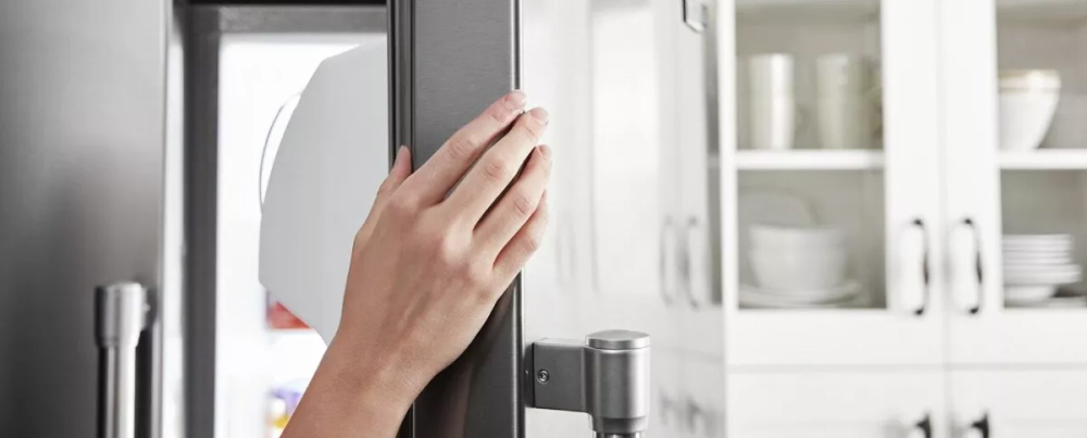 refrigerator making humming noise 